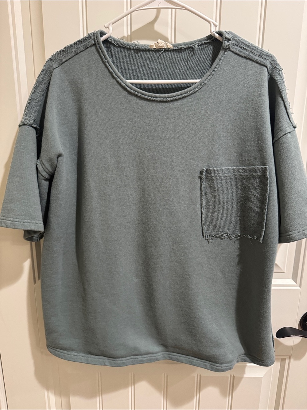 Relaxed Short Sleeve Pocket Tee in Slate Green